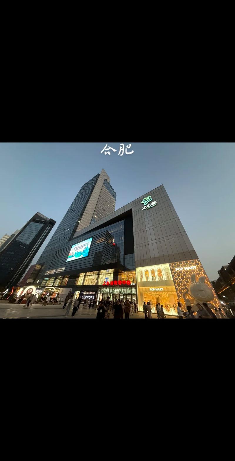 时尚前沿：女装批发行业的创新趋势